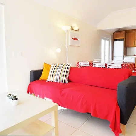 Casa Sardinha - E Piscina - T2 Apartamento *